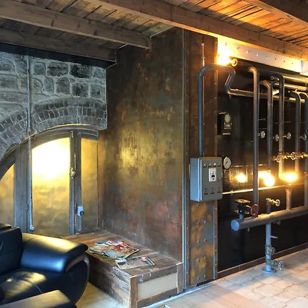 Style Loft Industrielle De 250m2 公寓 隆维