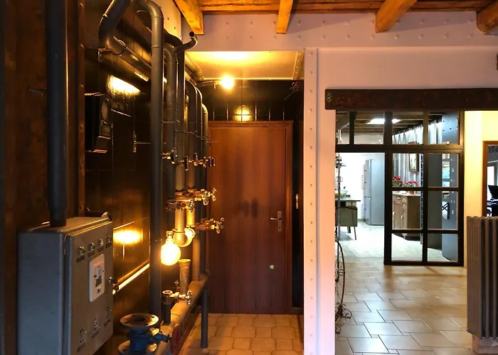 Style Loft Industrielle De 250m2 * لونغواي